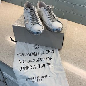 GOLDEN GOOSE SUPERSTAR LEATHER SNEAKER SIZE 43 (US 10)